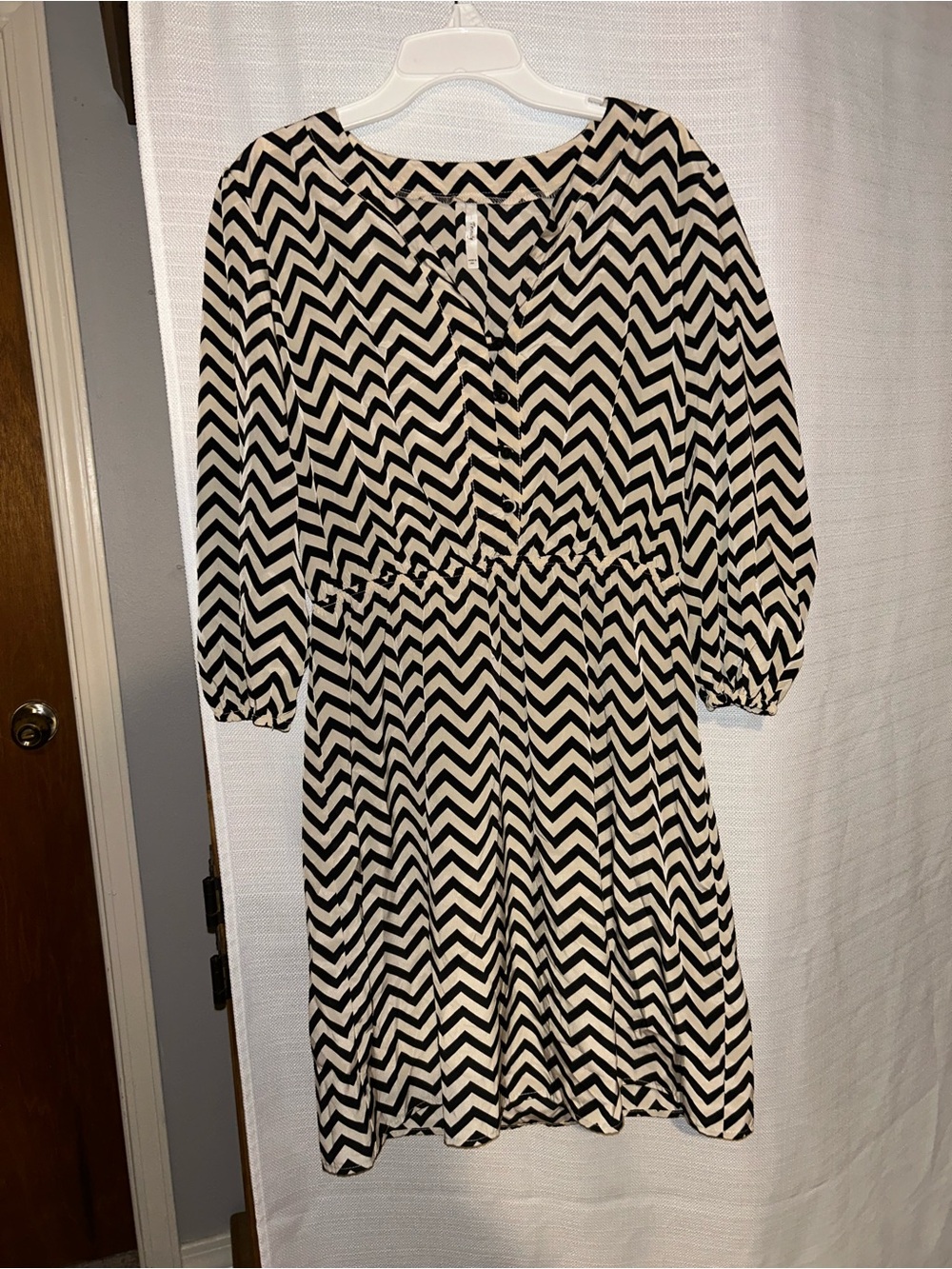 Black & Cream Chevron Midi Dress
